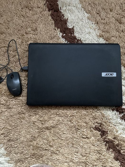 Ноутбук Acer ES1-711