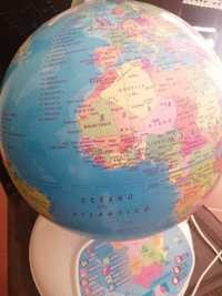 Globo terrestre,,mundo a  pilhas