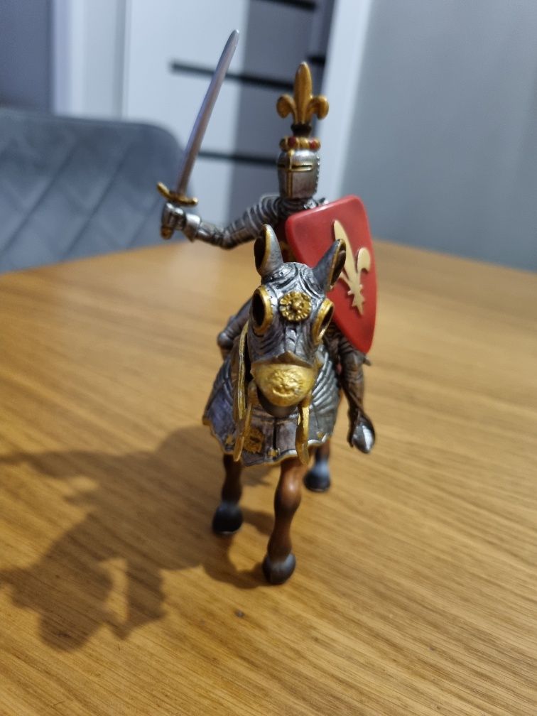 Rycerz na koniu schleich figurka
