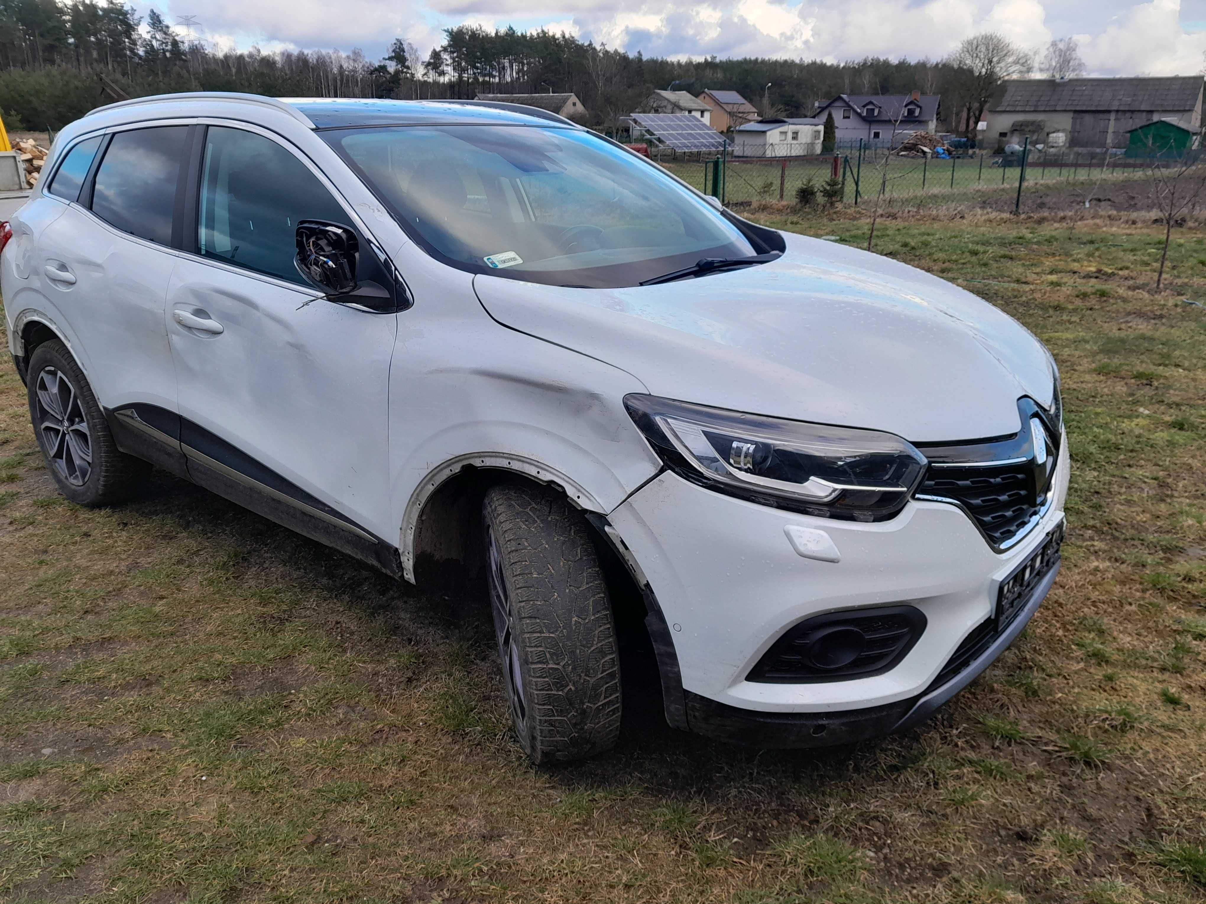 Renault Kadjar 2019 1,3TCE Itens uszkodzony