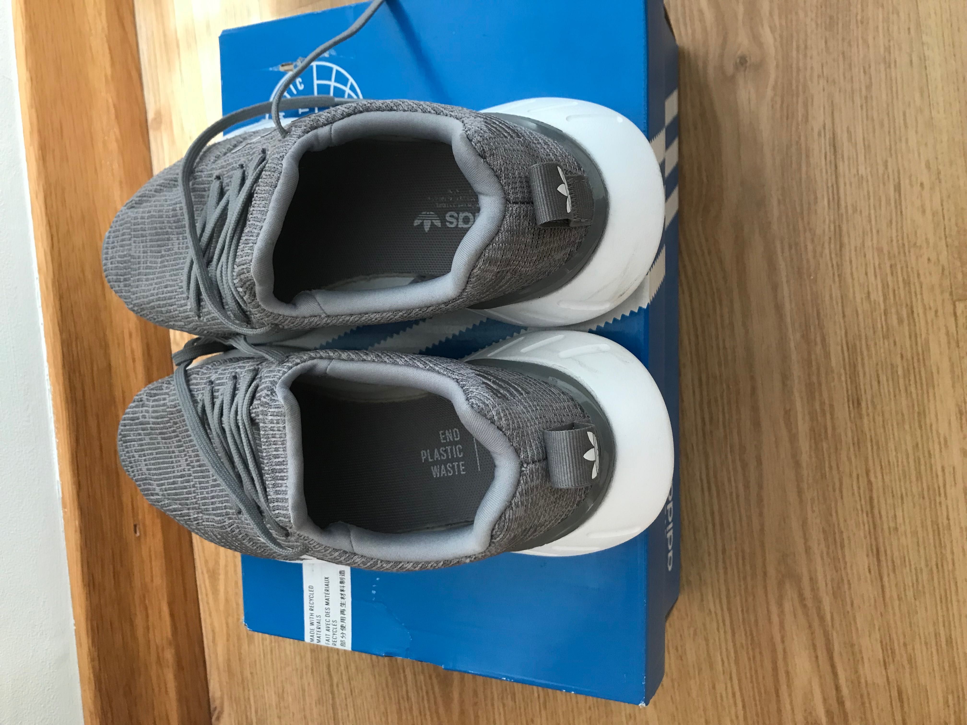 Sapatatilhas running Adidas tamanho 38