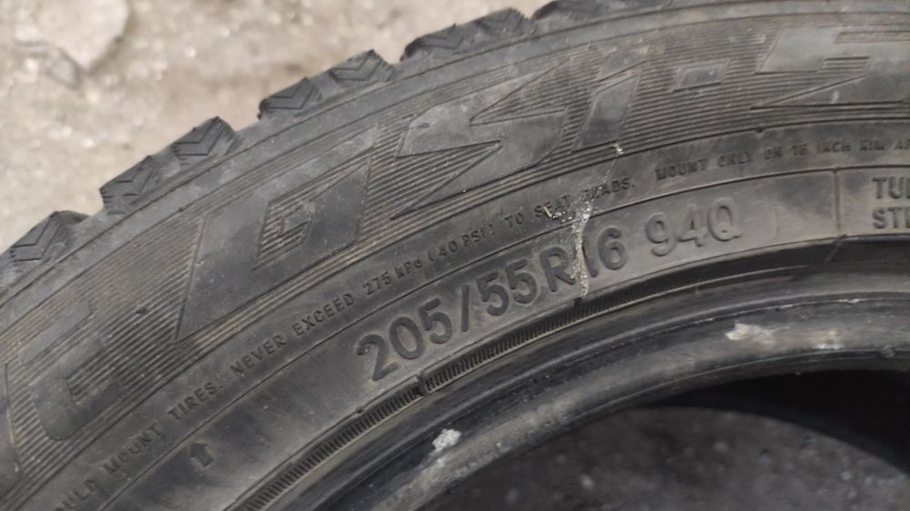 Резина зимняя Toyo 205/55 R16