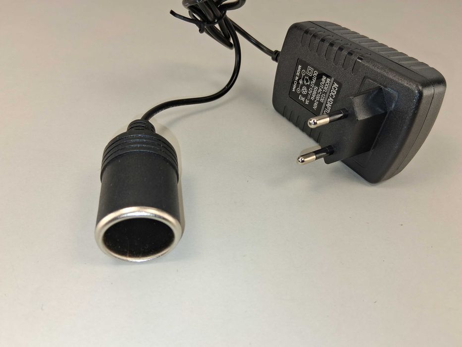 N273 Adapter Zasilacz 230V na Gniazdo Zapalniczki 12V 3A