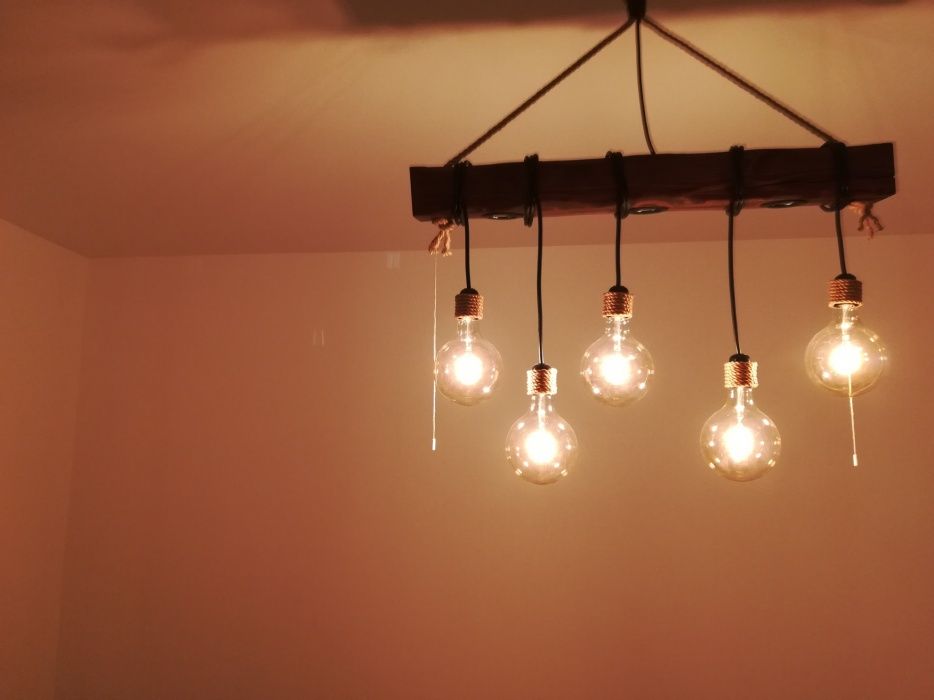 Nowoczesna lampa