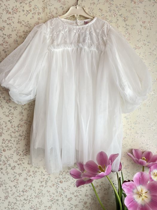 Святкова сукня для дівчинки