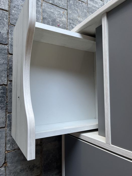 Zestaw mebli młodzieżowych