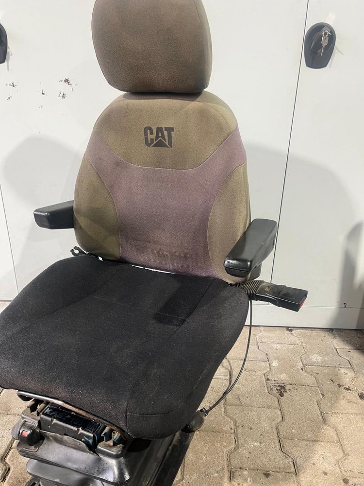 krzeslo pneumatyczne cat grammer