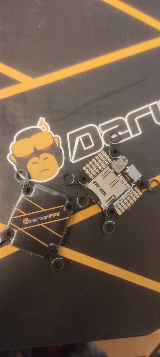 Польотний контролер Darwinfpv cineape25 стек мозги плата керування ESC