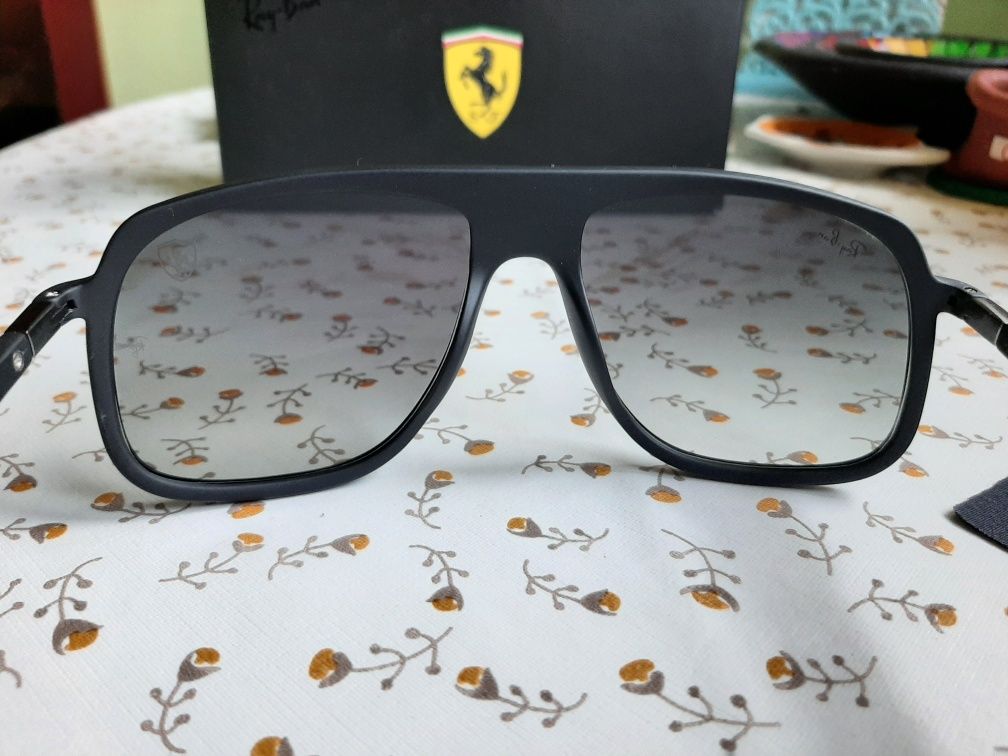 Окуляри, очки Ray Ban Scuderia Ferrari Collection RB4308M F602/71 64-1