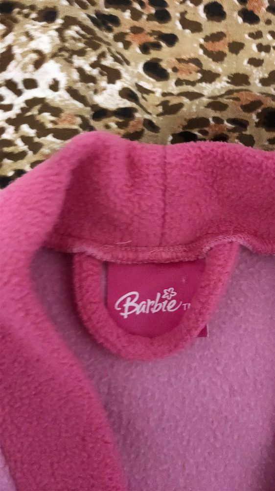Szlafroczek dla dziewczynki różowy Barbie
