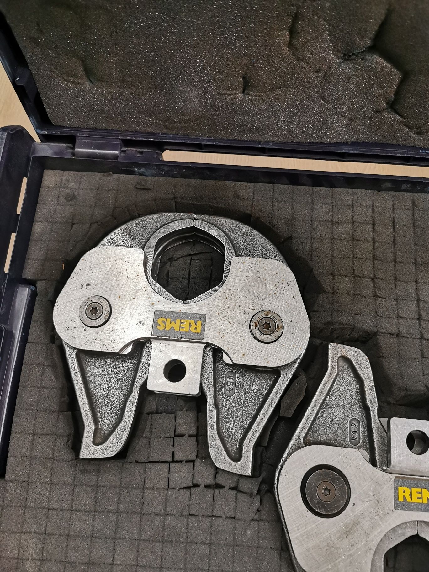 Szczęki Rems V42 i V54 stan idealny, jak nowe w walizce