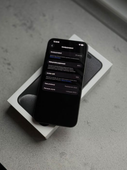 iPhone 15 pro max 256gb czarny. Stan bardzo dobry, kondycja 85%