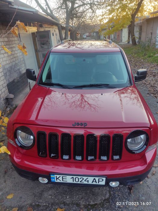 Продам jeep patriot 2016