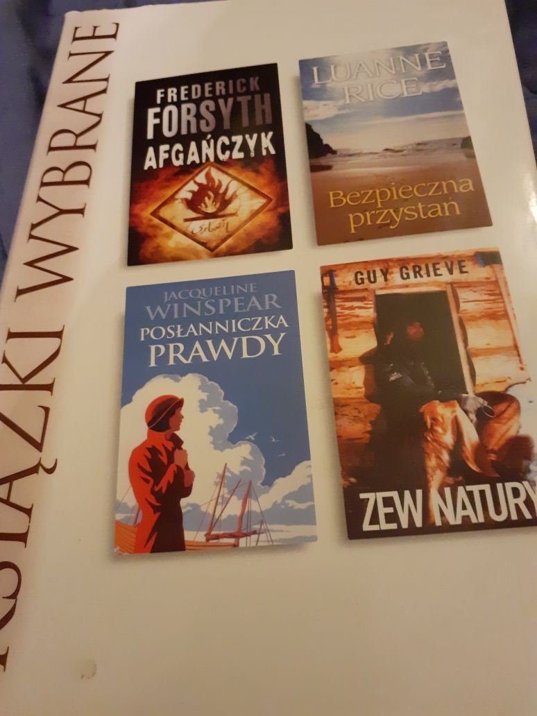 Książki wybrane cztery pozycje w jednej MNP