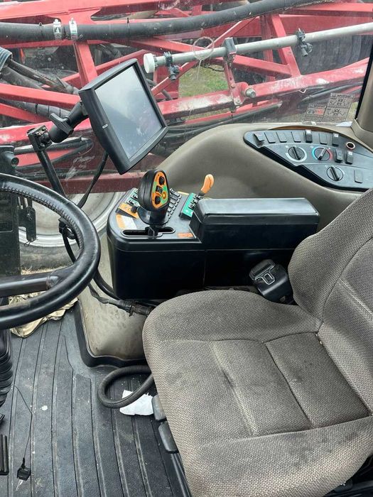 самохідний оприскувач Case IH SPX Patriot 3330