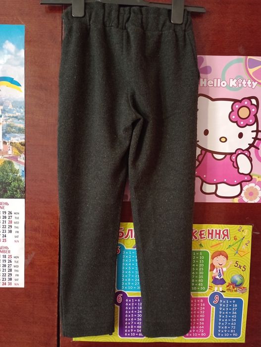 Брючки на дівчинку