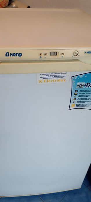 Морозильная камера(морозилка 107 см ) Днепр б/у