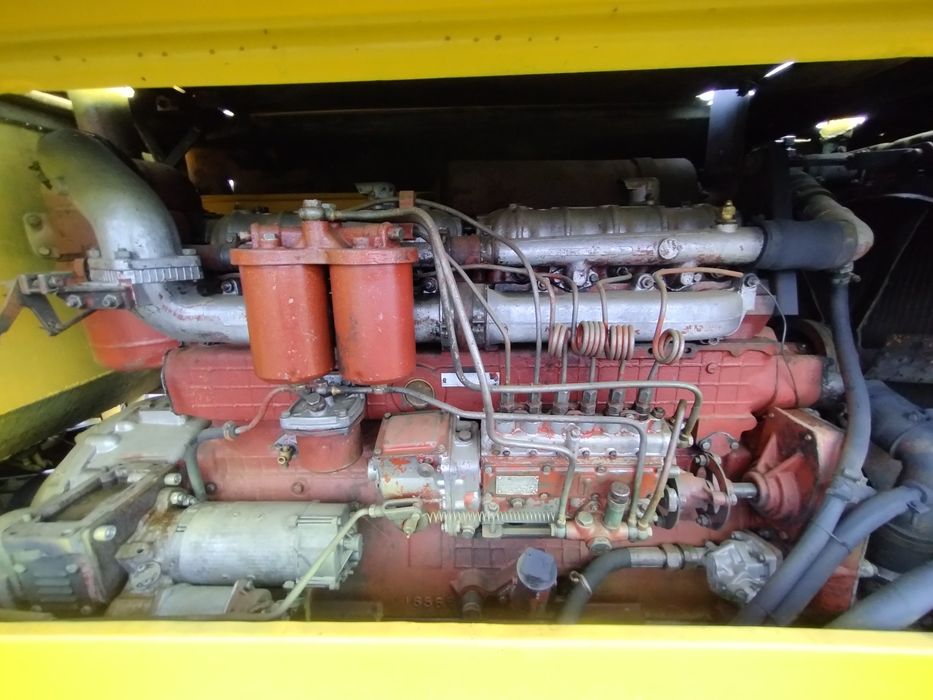 Продам автогрейдер Дз 122