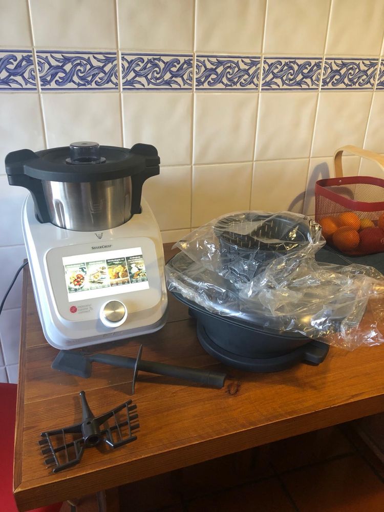 Monsieur Cuisine Connect como novo