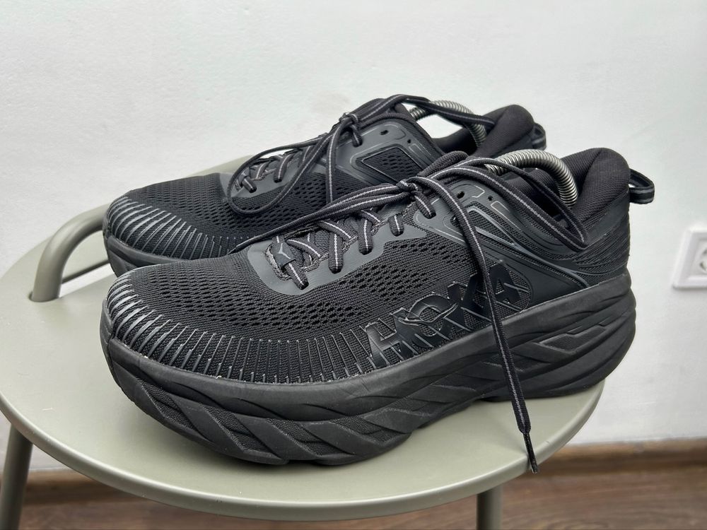 Оригінал! Кросівки Hoka Bondi 7 42.5 розмір 03554