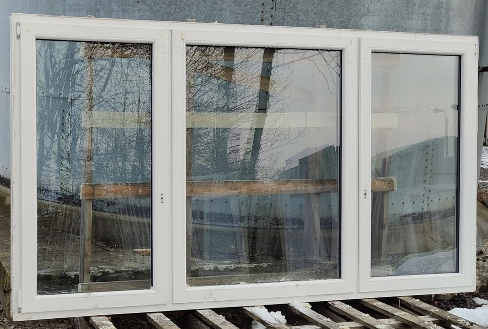 Okno okna PCV białe, złoty dąb 126x141,173x141,252x141,292x160