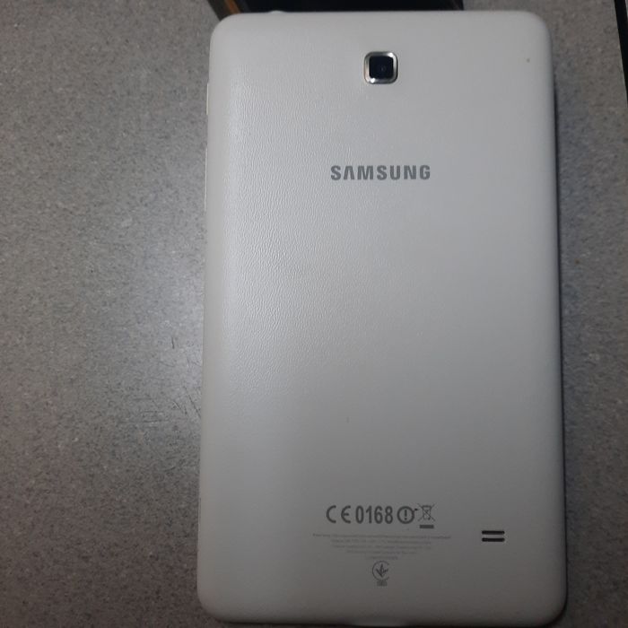 Планшет Samsung  SM-T230