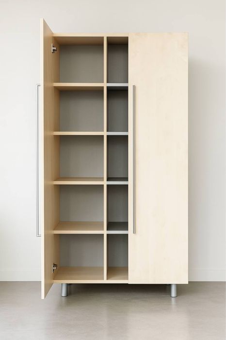 Распродажа офисной мебели Шкафы полки стеллажи столы тумбы кресла стул