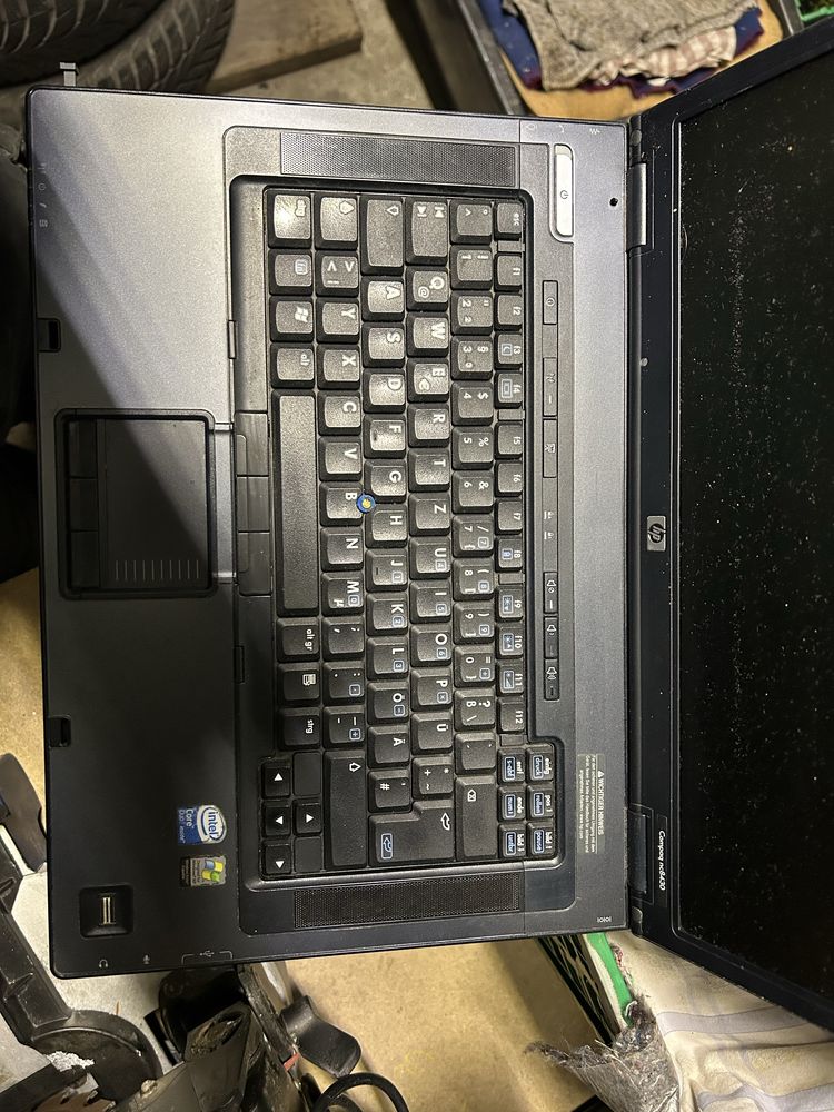 HP Compea NC 8430 laptop