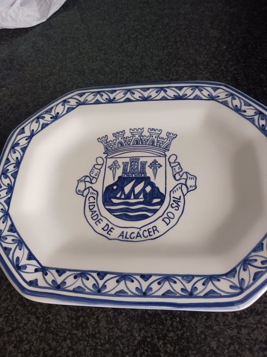 Travessa com o brasão de Alcácer  do Sal.