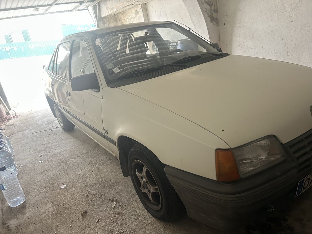 Opel kadett 1.3 s