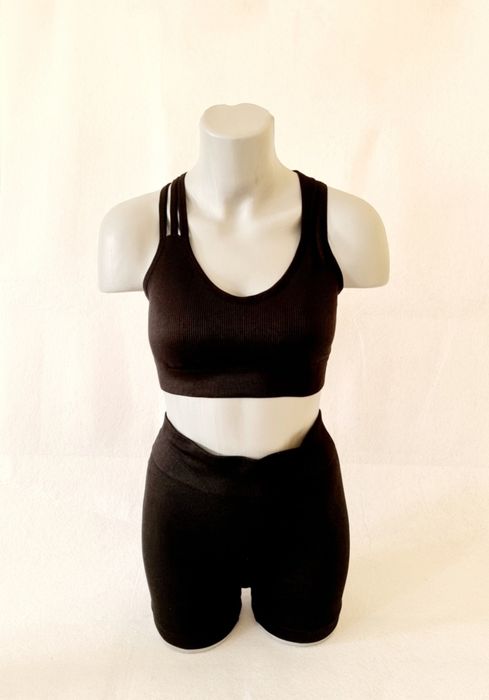 Conjunto de Pole Dance y Deportes