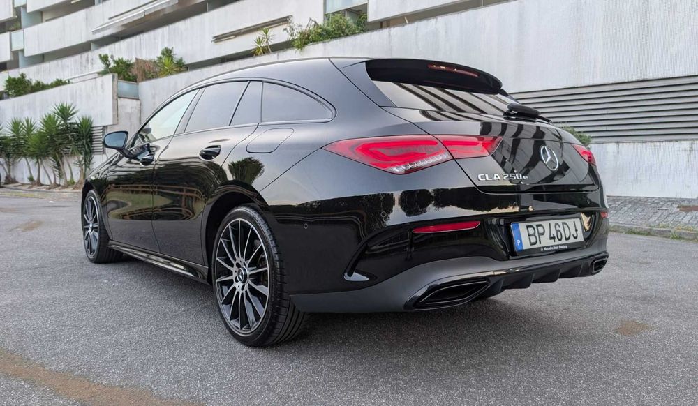 Mercedes CLA 250e SB AMG Híb./Plugin com garantia na marca até 11/2026