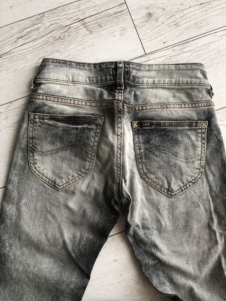 Spodnie jeansy Lee szare przecierane W26 L31
