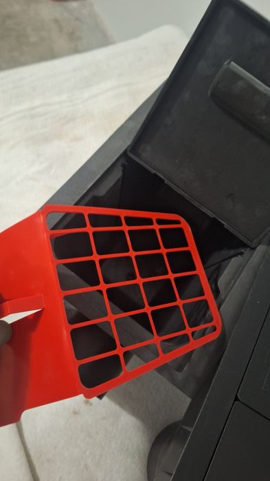 Osadnik rynnowy pionowy poziomy do rur kwadratowych czyszczak rynny