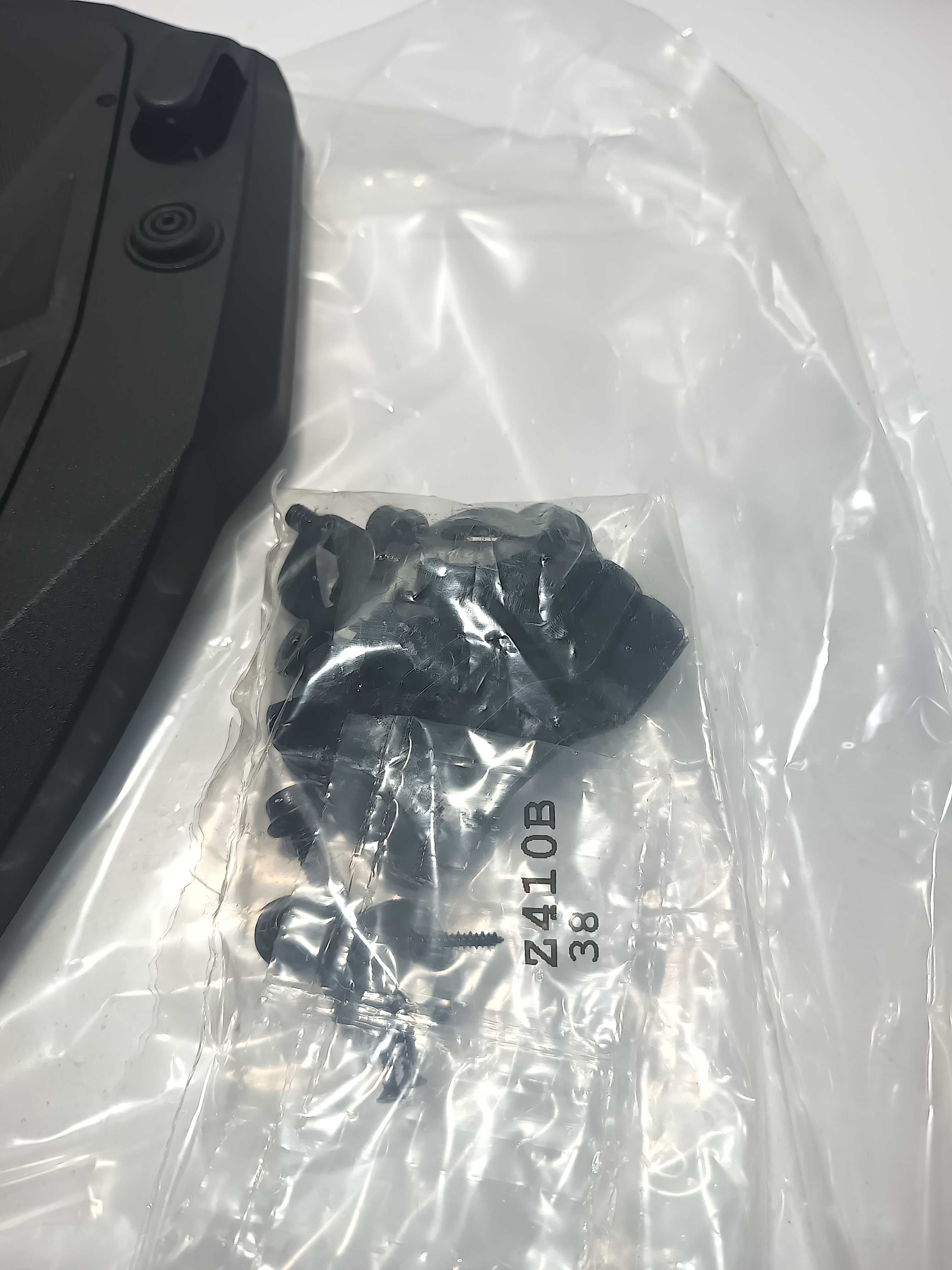 Płyta pod kufer GIVI E251 Uniwersalna monokey.