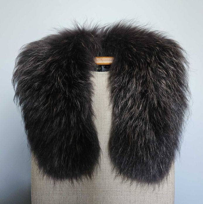 Piękny kołnierz z naturalnego futra lisa stan BDB