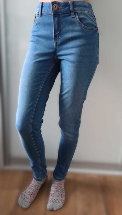 C&A
NOWE! Wygodne elastyczne jeansy rurki 158