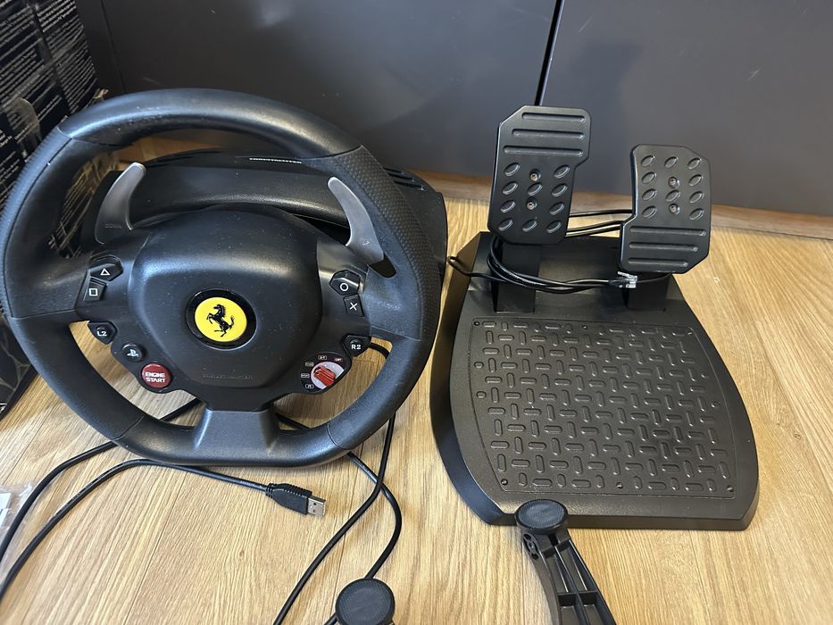 Игровий руль Thrustmaster Ferrari 458 для PC/PS 4 (logitech)