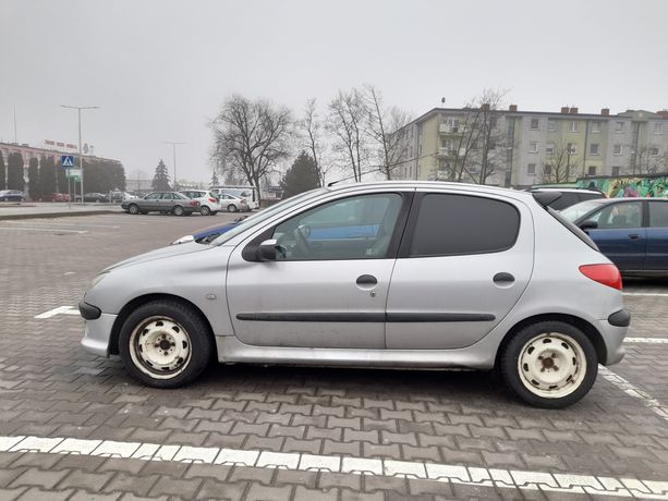 Peugeot 206 hatchback