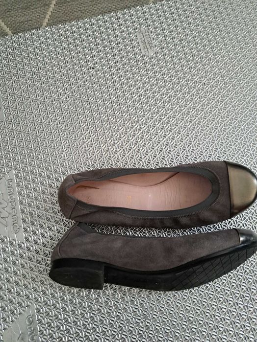 Baleriny skora szare 38 Italy