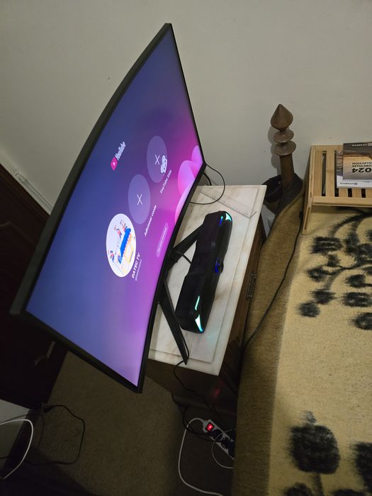 Monitor gamer AOC 27  TELA CURVA