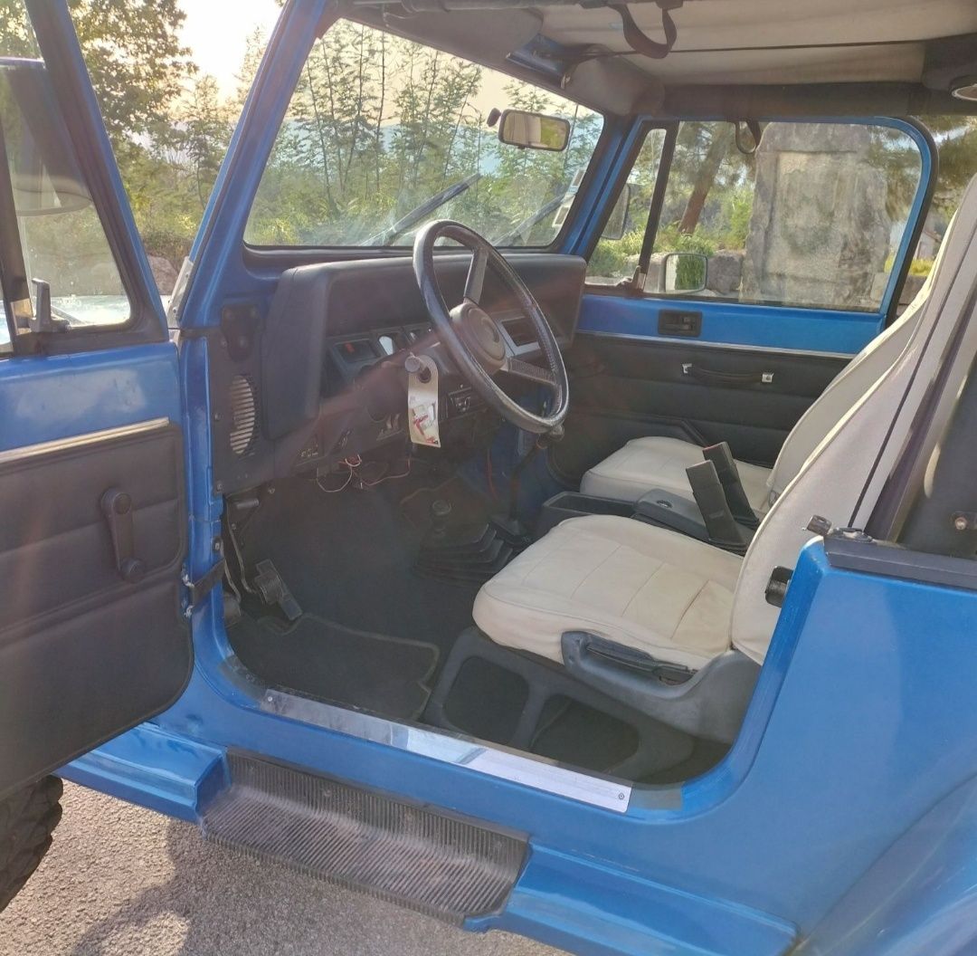 Jeep Wrangler 2.5 só 128000km