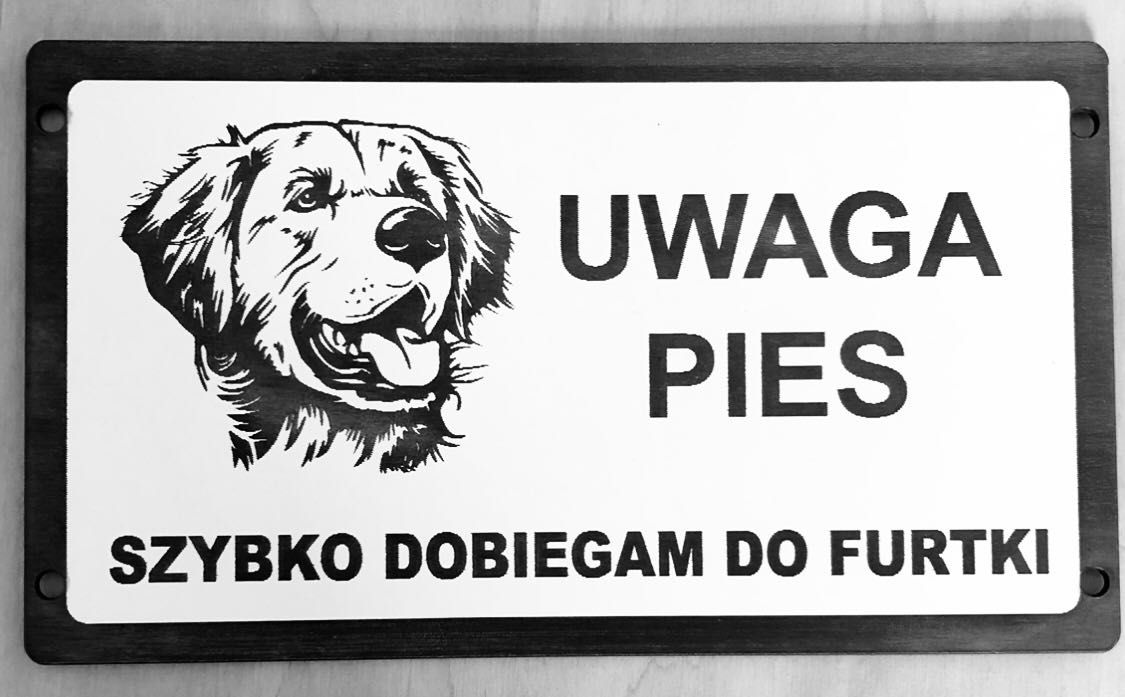 Uwaga pies tabliczki ostrzegawcze