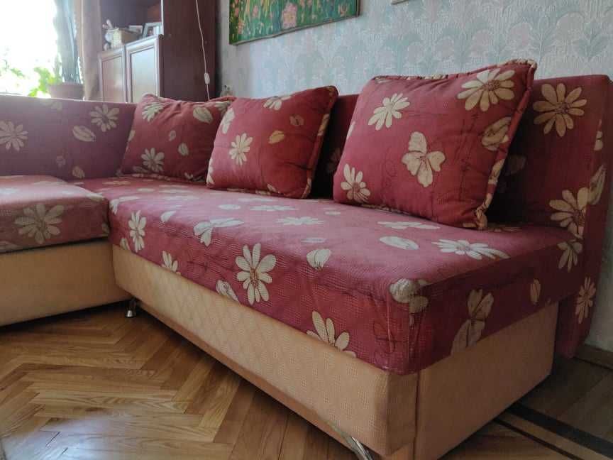 Диван Сакура с огромной нишей