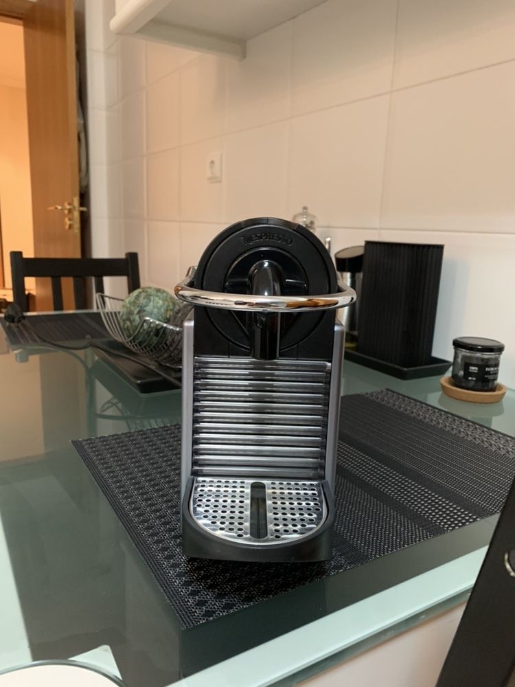 Máquina café Nespresso