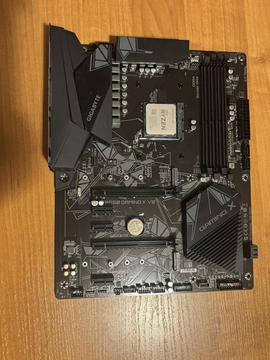 Plyta główna b550 Gigabyte Gaming X plus Ryzen  5 3600