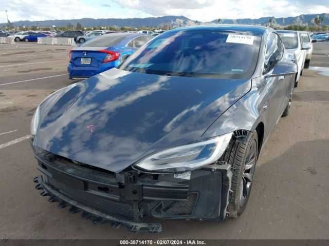 Tesla Model S 75 2019