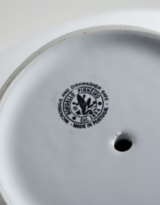 Prato de pé alto em Faiança Bordallo Pinheiro