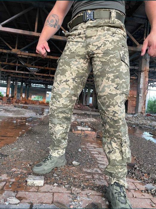 Штаны пиксельные