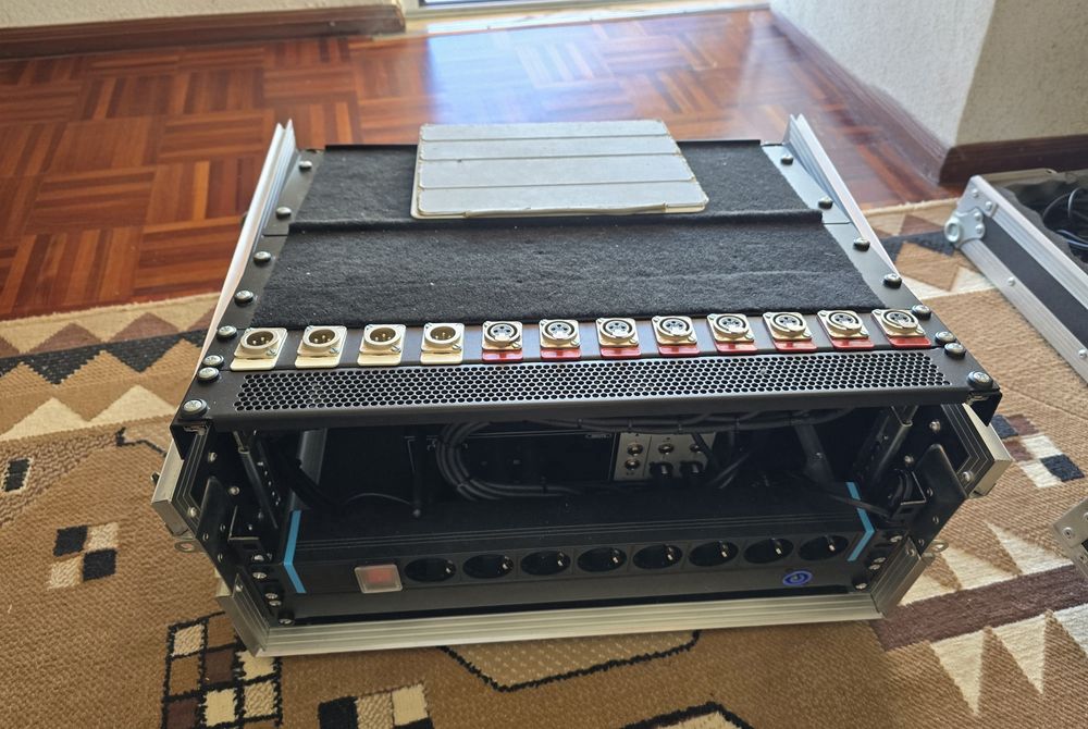 Soundcraft UI12 + Rack